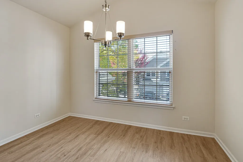 2409 Wilton Lane Aurora IL 60502