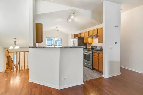 2409 Wilton Lane Aurora IL 60502