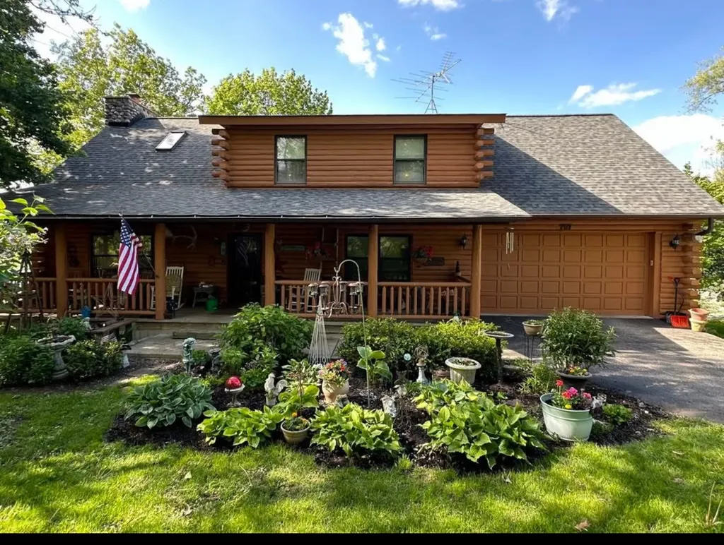 707 Quinn Road Mchenry IL 60051