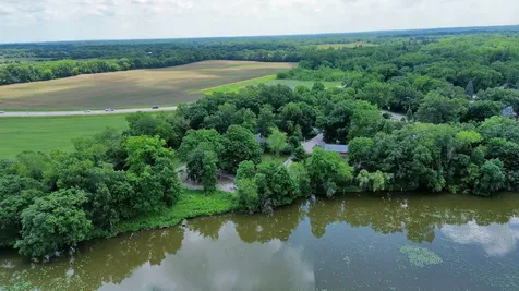 707 Quinn Road Mchenry IL 60051