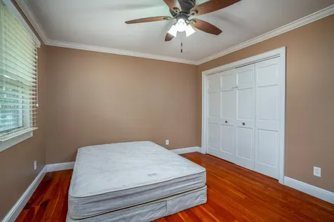 10 Woodley Road Rock Island IL 61201