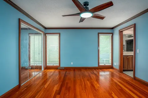 10 Woodley Road Rock Island IL 61201