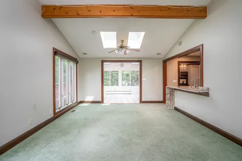 10 Woodley Road Rock Island IL 61201