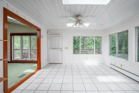 10 Woodley Road Rock Island IL 61201