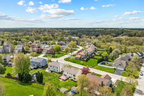 992 Mcphee Drive Lake In The Hills IL 60156