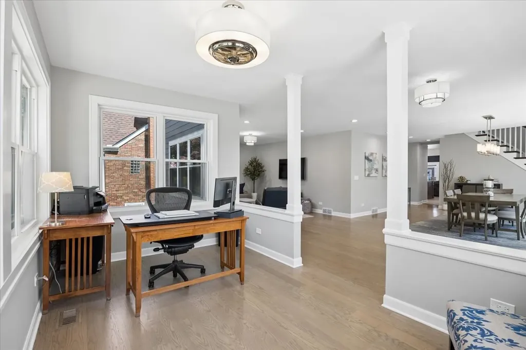 5613 North Nottingham Avenue Chicago IL 60631