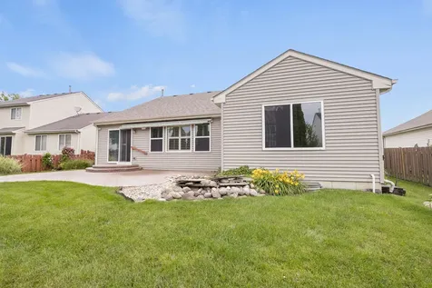 34220 North Wineberry Lane Round Lake IL 60073