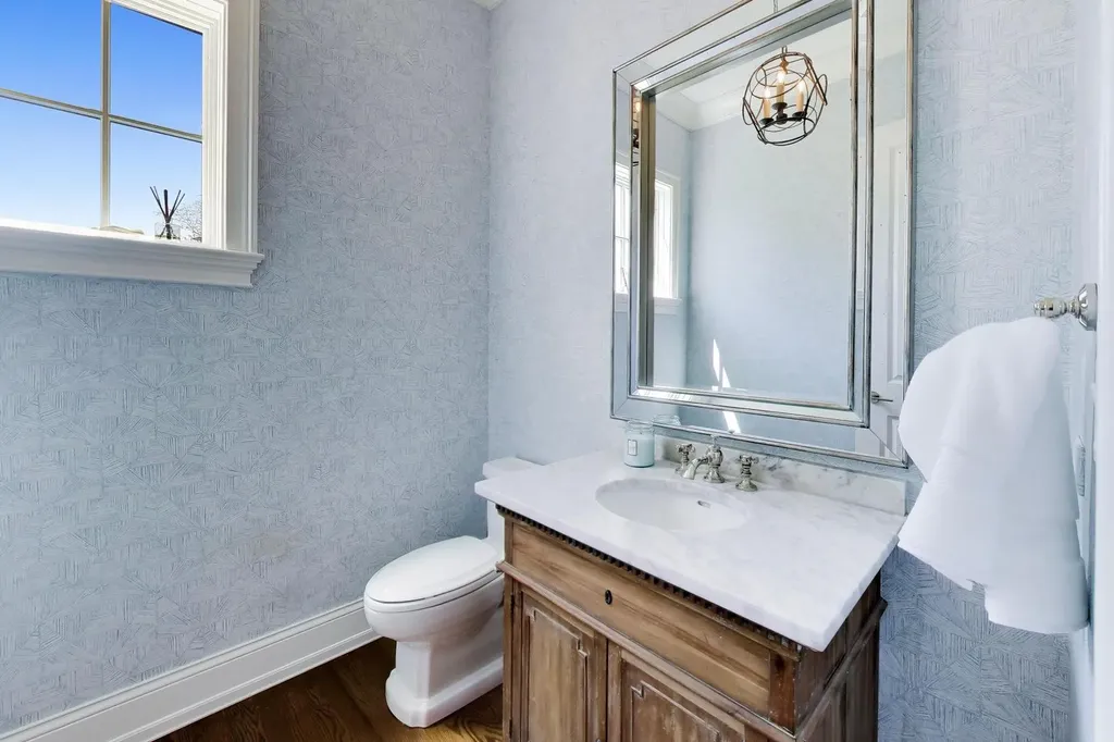 5557 South Stough Street Hinsdale IL 60521