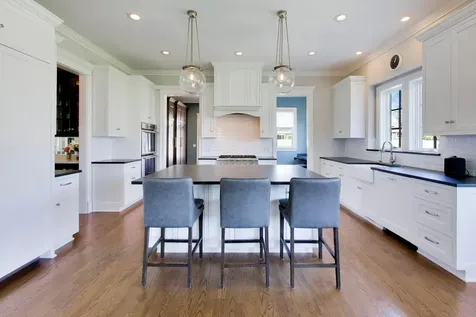 5557 South Stough Street Hinsdale IL 60521