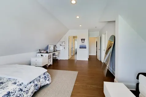 5557 South Stough Street Hinsdale IL 60521
