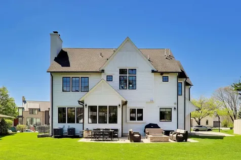 5557 South Stough Street Hinsdale IL 60521