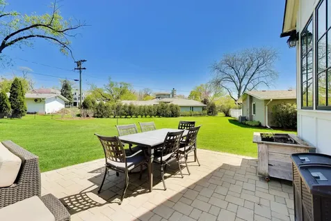 5557 South Stough Street Hinsdale IL 60521