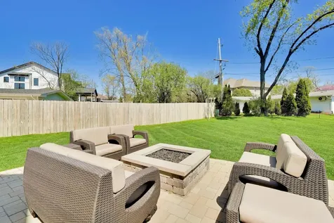 5557 South Stough Street Hinsdale IL 60521