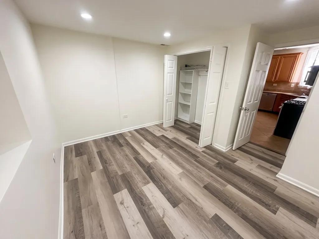 5138 South Kenwood Street Chicago IL 60615