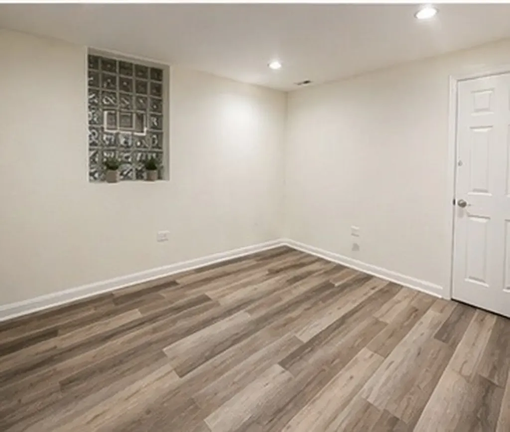 5138 South Kenwood Street Chicago IL 60615