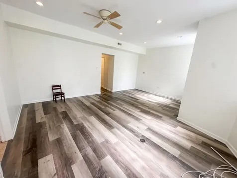 5138 South Kenwood Street Chicago IL 60615