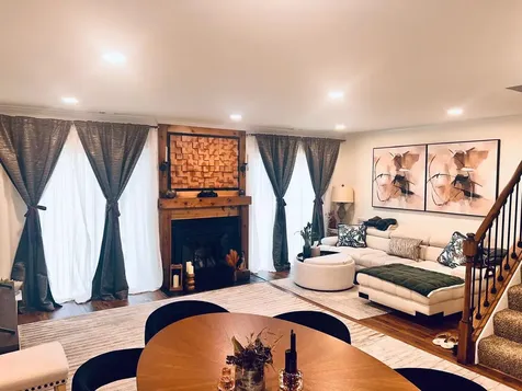1174 North Chesapeake Lane Palatine IL 60074