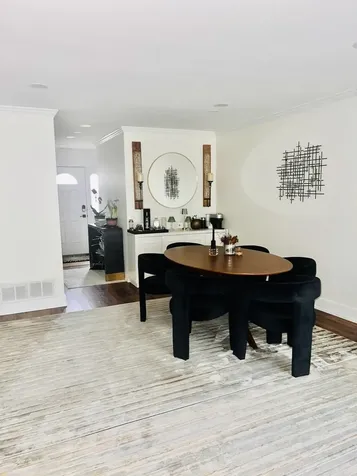 1174 North Chesapeake Lane Palatine IL 60074