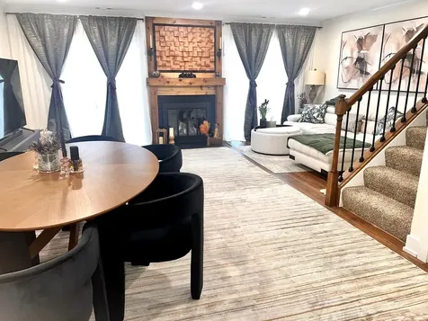 1174 North Chesapeake Lane Palatine IL 60074