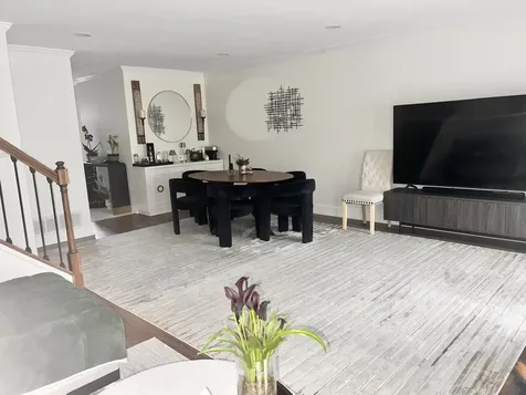 1174 North Chesapeake Lane Palatine IL 60074