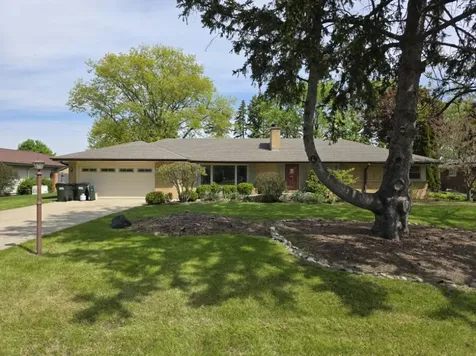 29 East Stonegate Drive Prospect Heights IL 60070