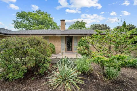 29 East Stonegate Drive Prospect Heights IL 60070