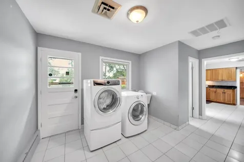 29 East Stonegate Drive Prospect Heights IL 60070
