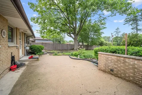 29 East Stonegate Drive Prospect Heights IL 60070