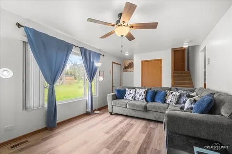 29 Elm Avenue Fox Lake IL 60020