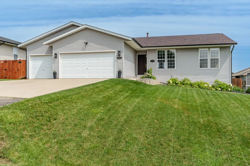 853 Goosedown Drive Roscoe IL 61073