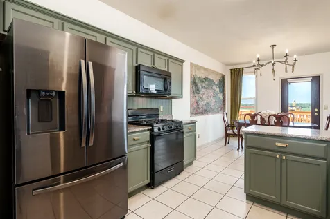 853 Goosedown Drive Roscoe IL 61073