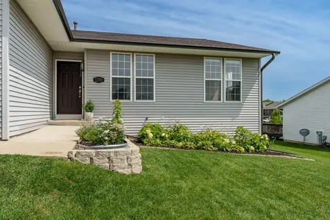 853 Goosedown Drive Roscoe IL 61073