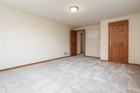 853 Goosedown Drive Roscoe IL 61073