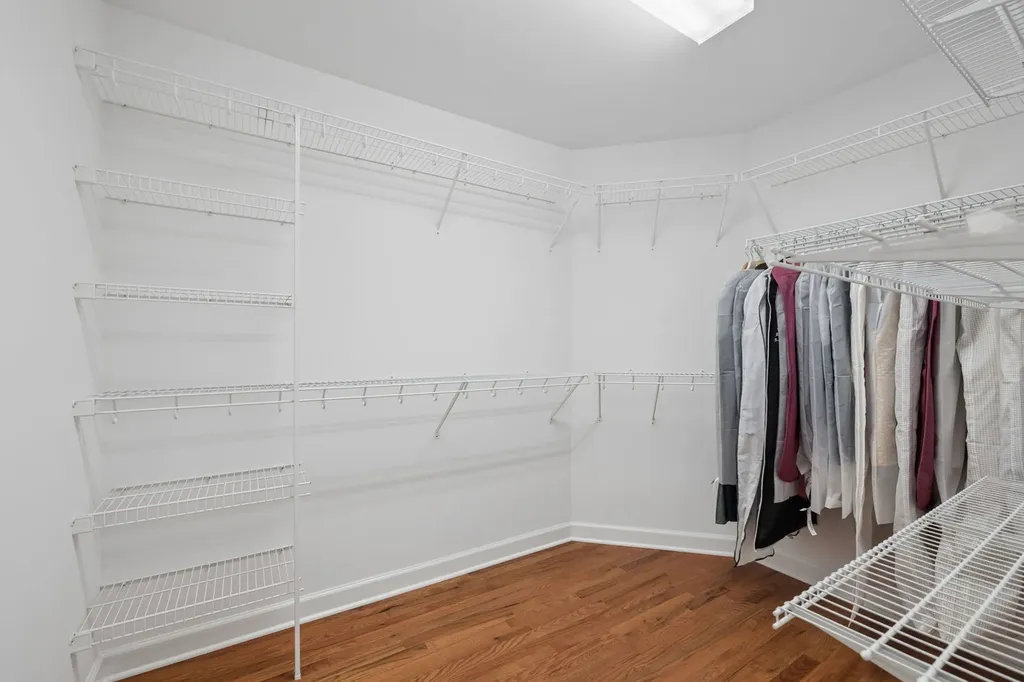 824 Megan Court Westmont IL 60559