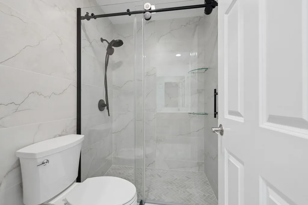 824 Megan Court Westmont IL 60559