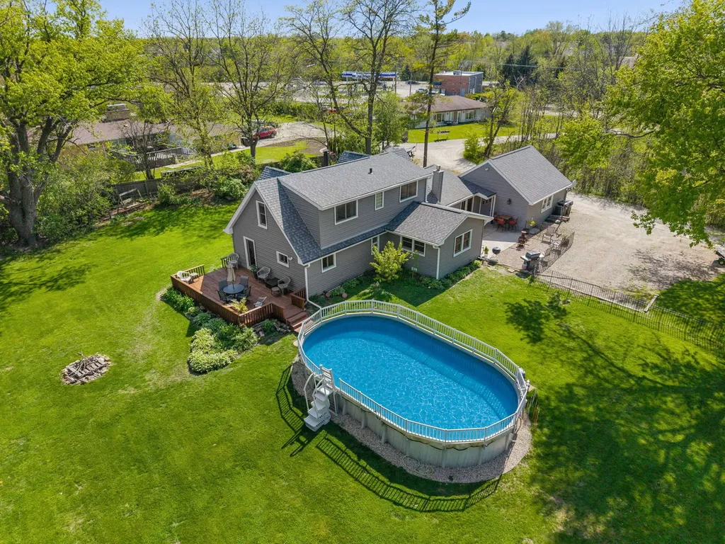1080 Cardinal Drive S Lake Zurich IL 60047
