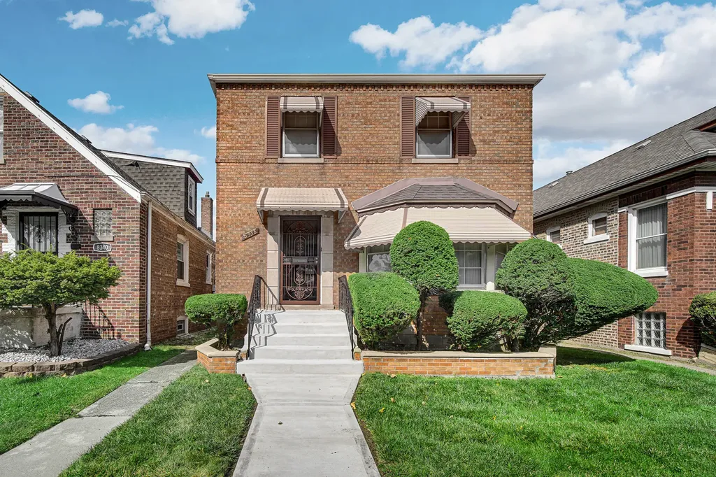 8338 South Yates Boulevard Chicago IL 60617