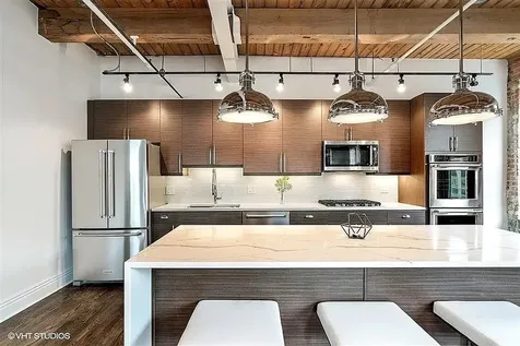 420 South Clinton Street Chicago IL 60607
