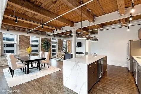 420 South Clinton Street Chicago IL 60607