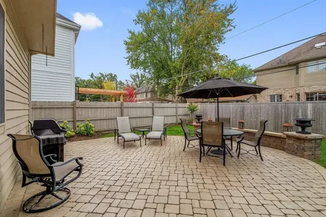 602 South Sunnyside Avenue Elmhurst IL 60126