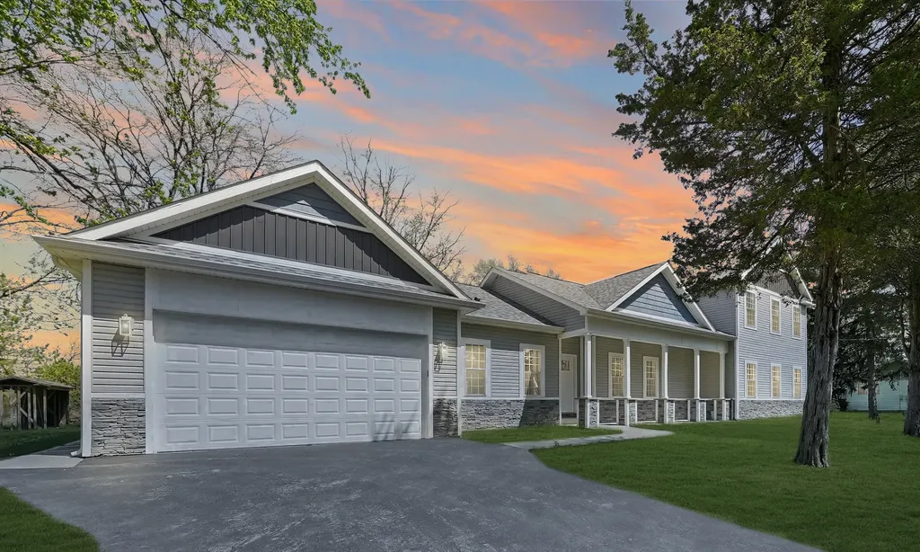 4430 Maple Avenue Richton Park IL 60471
