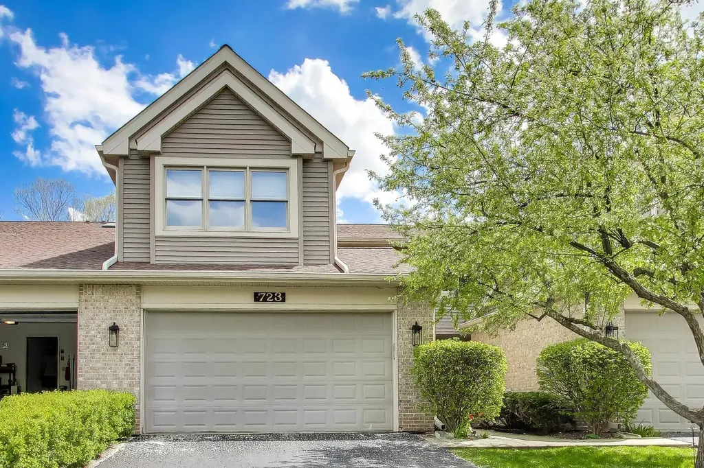 723 North Walden Drive Palatine IL 60067