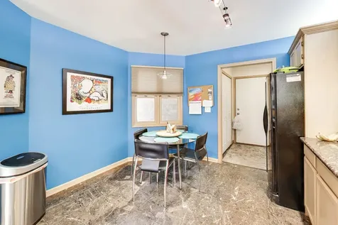723 North Walden Drive Palatine IL 60067