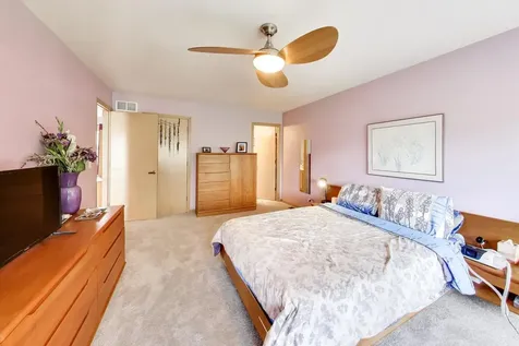 723 North Walden Drive Palatine IL 60067
