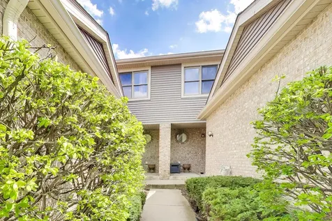 723 North Walden Drive Palatine IL 60067