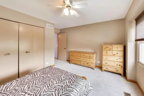 723 North Walden Drive Palatine IL 60067