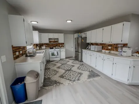 1060 Elma Avenue Elgin IL 60120