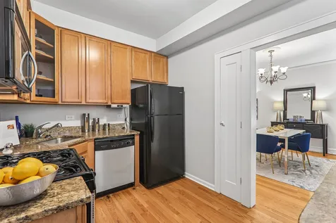 824 Washington Boulevard Oak Park IL 60302