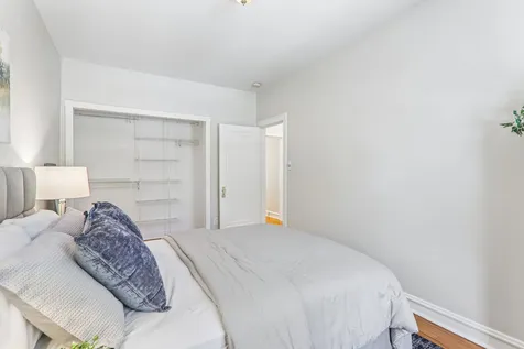 824 Washington Boulevard Oak Park IL 60302