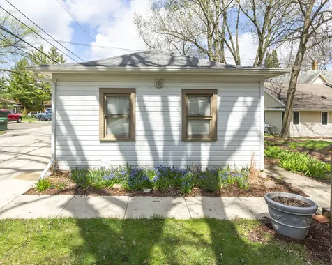421 Prospect Street Dekalb IL 60115